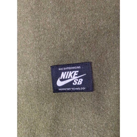 Size S Nike SB Holgate shirt button down olive green lined - Picture 3 of 5